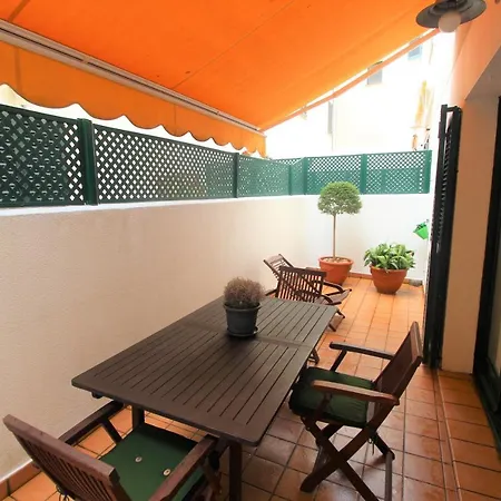 Tossa Apartment *